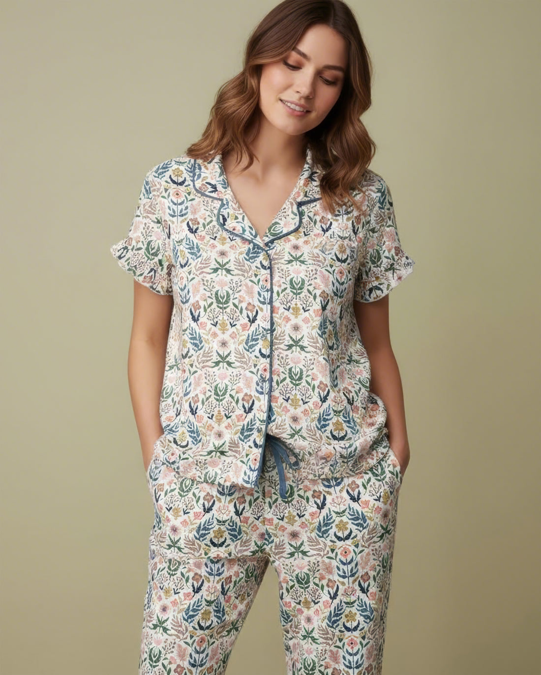 Golden Petal Notch Collar Pajama Set