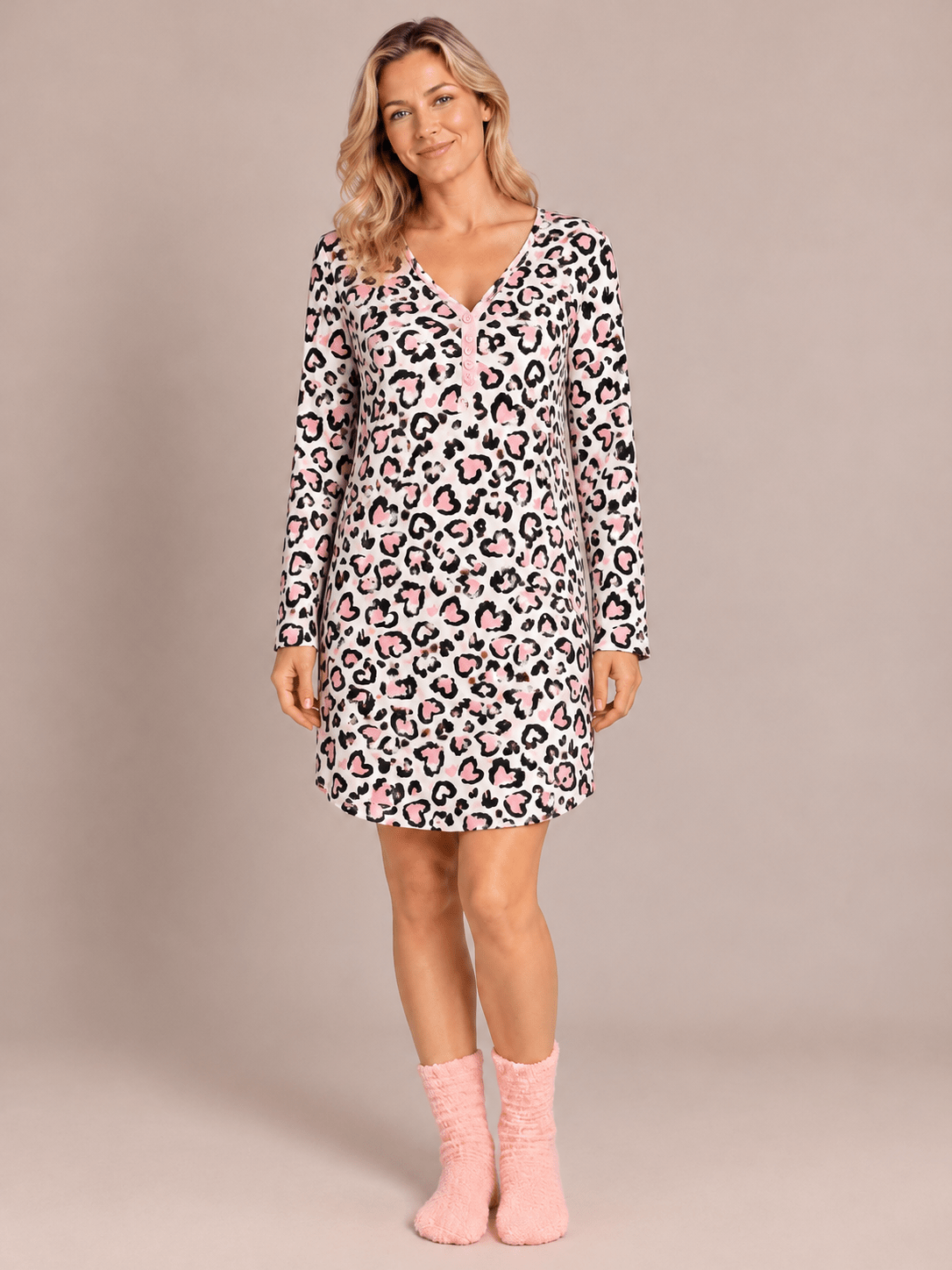 HOLIDAY - 2 PK Leopard Heart Sleepshirt with Chenille Sock - Haute Dreamz