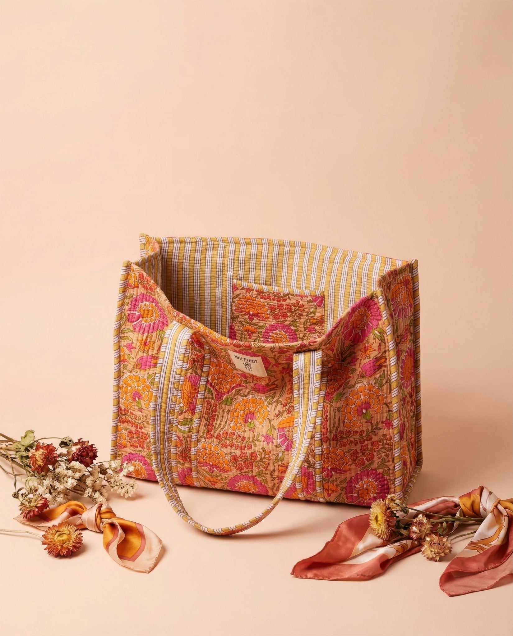 Sunset Bloom Quilted Tote Bag - Haute Dreamz